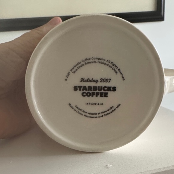 Starbucks 2007Jolly Peppermint Stripe 14 oz. Holiday Coffee Mug Christmas Chip - Picture 7 of 7